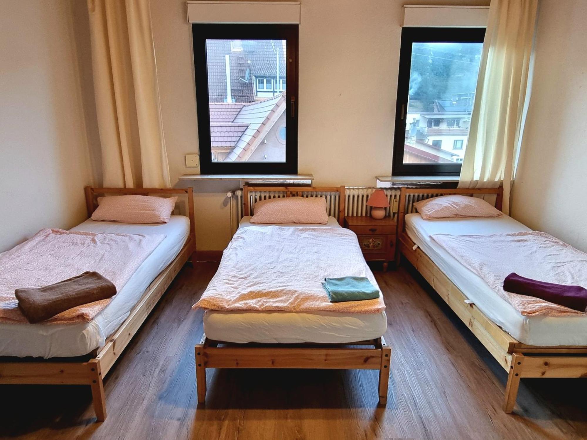 E Kurhaus Wohnung Nr 5 شوناو الغرفة الصورة